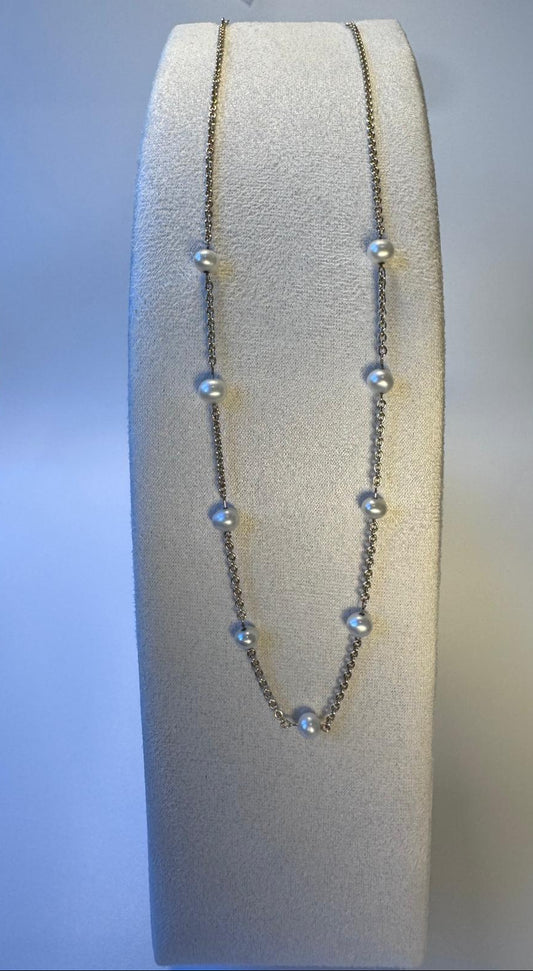 Pearl Station necklace