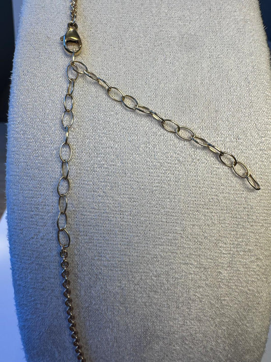 Trío Pearl Cluster Substation necklace